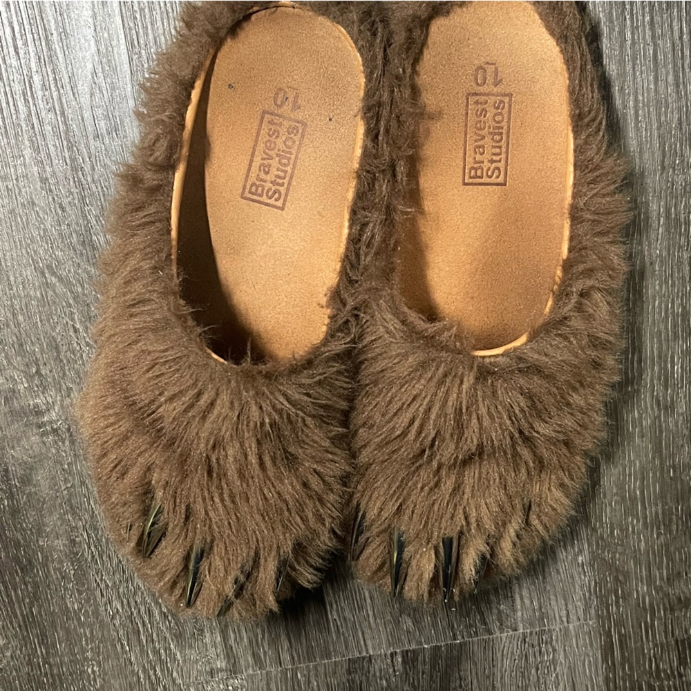Bravest Studios Bear Paw Mules EUC - Sz 44 // US 11 MENS